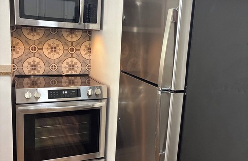 Oxford Condo | Bright and Charming Condo for Your Perfect Getaway