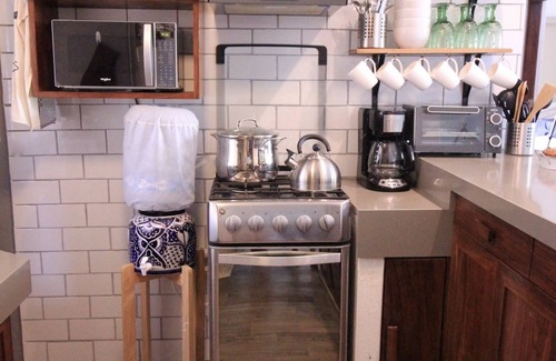 South Hotel Zone Apartment | Bright and Chic beautiful Condo close to everything