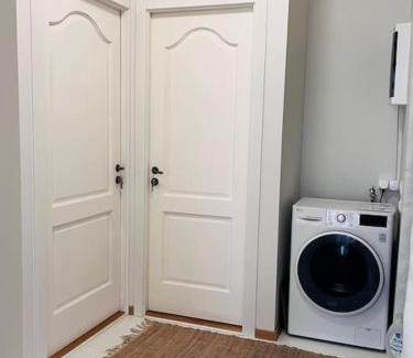 Old Town Apartment | Bright and cozy old town studio!