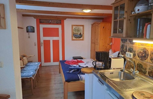 Born auf dem Darss Apartment | Bright and friendly furnished first floor apartment - "Darß Stuv"