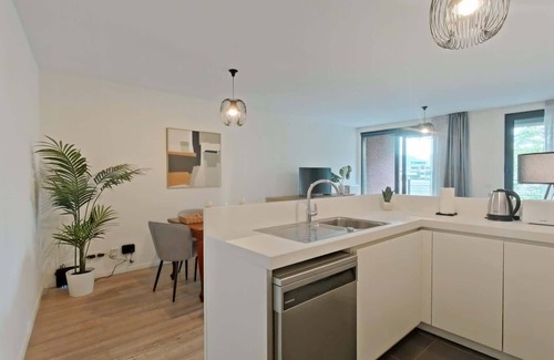 Schaerbeek Apartment | Bright and modern 2BR apartment with a Balcony