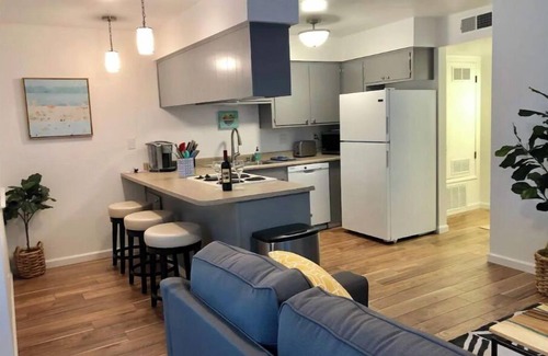 Chico Apartment | Bright and Modern 2 Bedroom in Downtown Chico