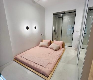 Thessaloniki City Centre Apartment | Bright and Modern studio Thessaloniki Downtown