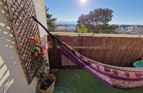 La Fourragere Apartment | Bright and spacious apartment in a wooded residence with parking lot