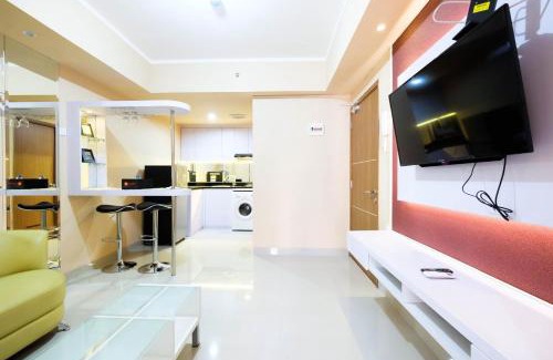 Cikarang Apartment | Bright and Stylish 1BR The Oasis Apartment Cikarang By Travelio
