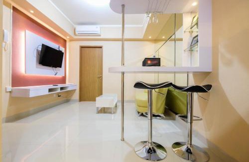 Cikarang Apartment | Bright and Stylish 1BR The Oasis Apartment Cikarang By Travelio