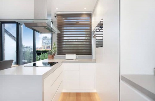Kensington Apartment | Bright and Stylish Kensington Home