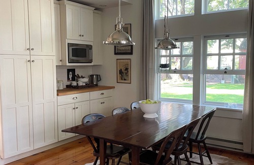Muncy House | Bright and Sunny Historic 3-bedroom house in quaint Muncy