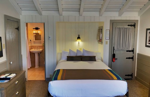 Grand Canyon Village Cabin | Bright Angel Lodge – Inside the Park