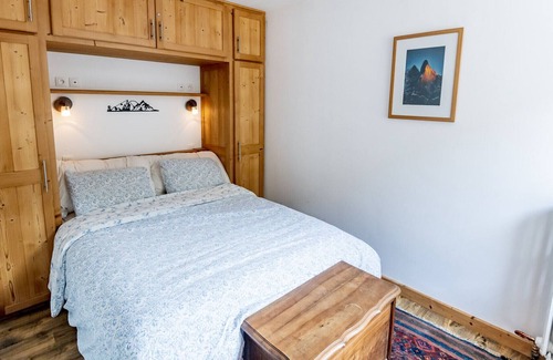 Les Tines Apartment | Bright Apartment At The Door Of Chamonix