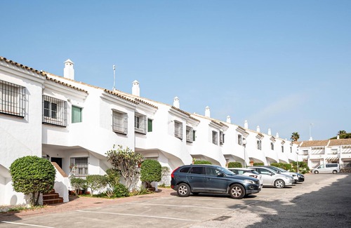 Poblado de Sancti Petri Apartment | Bright apartment 50m from the beach with parking in Chiclana
