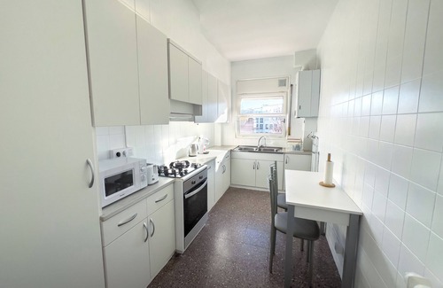 Figueres Condo | Bright apartment in Figueras 5 minutes from the Dali museum