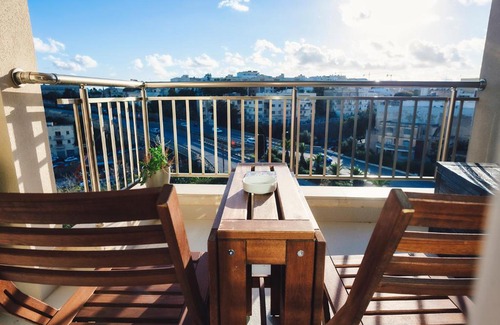 Ta' Giorni Apartment | Bright apartment in St Julians - free parking