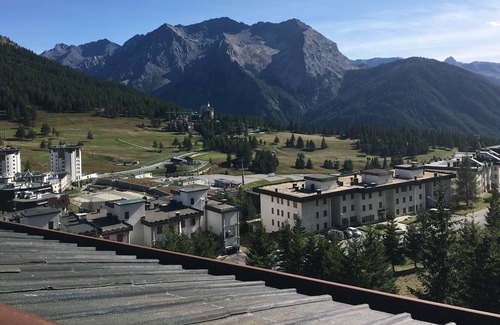 Sestriere Apartment | Bright apartment in the center of Sestriere