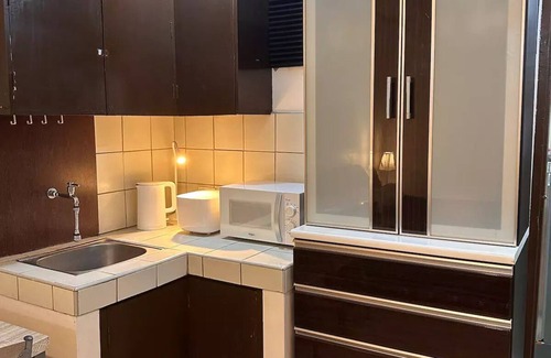 Fairview Apartment | Bright Apartment near FEUn
