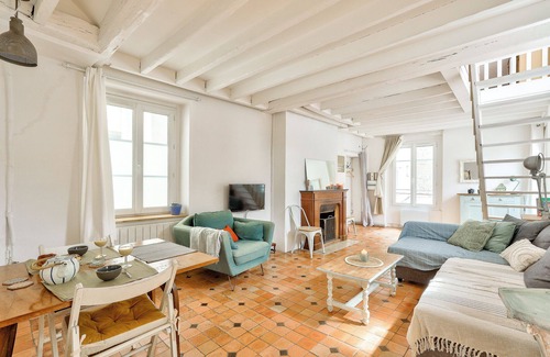 Quartier Sainte-Marguerite Apartment | Bright apartment near Place de la Nation