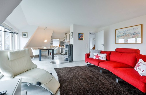 Hornum Apartment | Bright apartment on two levels with breathtaking views of the North Sea.