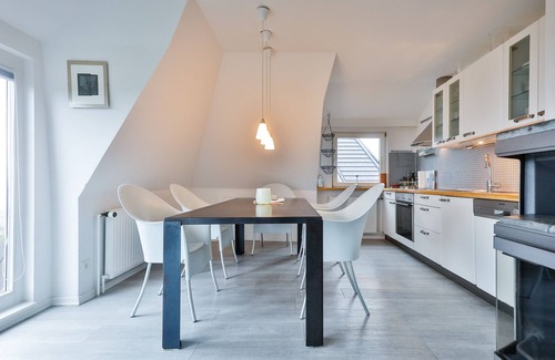 Hornum Apartment | Bright apartment on two levels with breathtaking views of the North Sea.