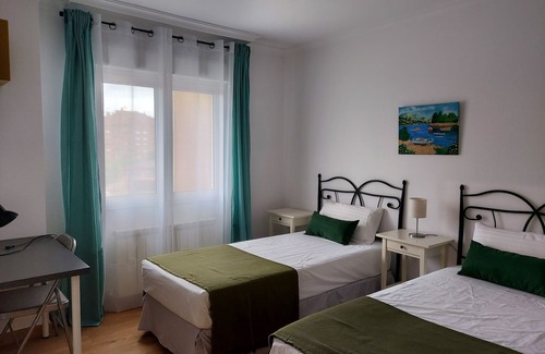 Gijon Apartment | Bright apartment, very well equipped! Walking distance to Beach & Town Centre.