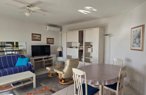 Saint-Raphael Apartment | Bright apartment with terrace in Saint-Raphaël