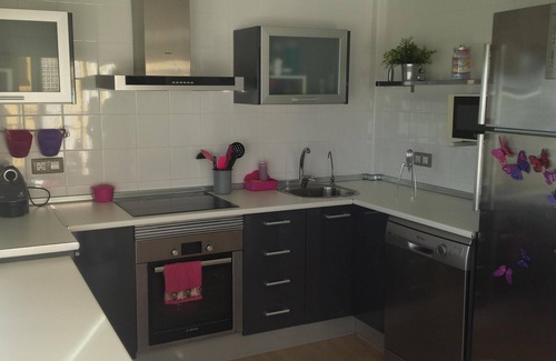 Santa Pola Apartment | Bright apartment with terrace facing the sea