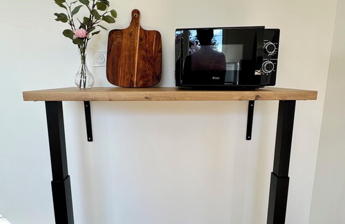 Montlucon Apartment | Bright apartment with garden