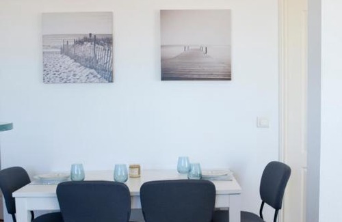 La Californie Apartment | Bright Apartment with Sea View