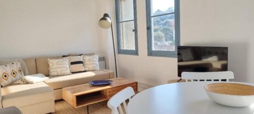 Saint-Jean-Cap-Ferrat Apartment | Bright Appartment perfect location