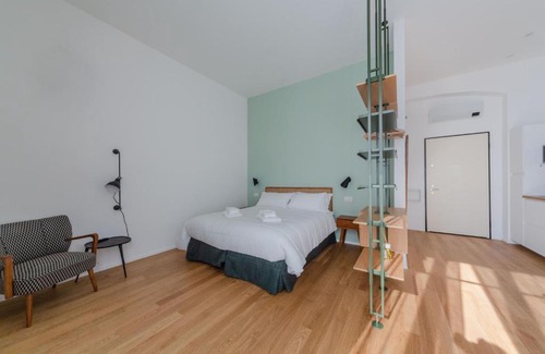 Milan Centre Apartment | Bright APT in Porta Ticinese & Darsena area
