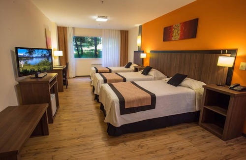 San Carlos de Bariloche Hotel | Bright Room with Scenic Views Perfect for Adventurous Getaways in Bariloche