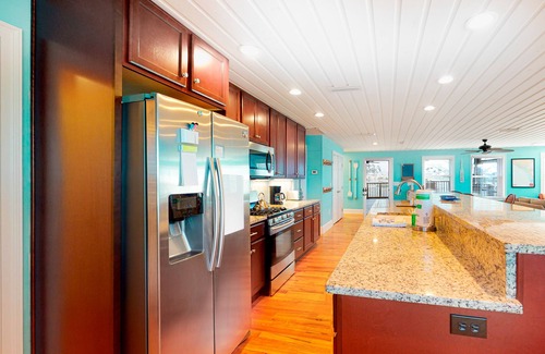Port St. Joe House | Bright, beachy, family-friendly home w/deck, WiFi, & enclosed pet friendly yard