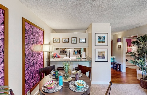 Wailua Condo | Bright beautiful condo with A/C, WiFi, lanai, pools, & easy beach access