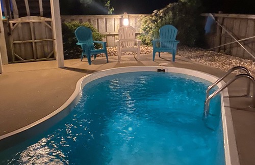 Rodanthe House | Bright, beautiful house near the sound & ocean with private pool & hot tub