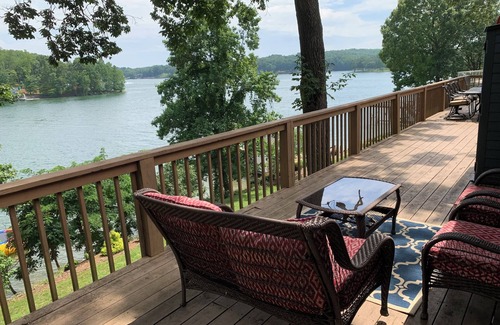 Moneta House | Bright, Beautiful Smith Mountain Lakefront, Full Amenities & Perfect Location!