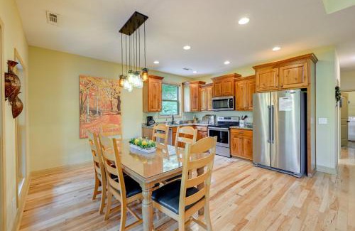 Bryson City House | Bright Bryson City Cabin with Fire Pit and Hot Tubs!
