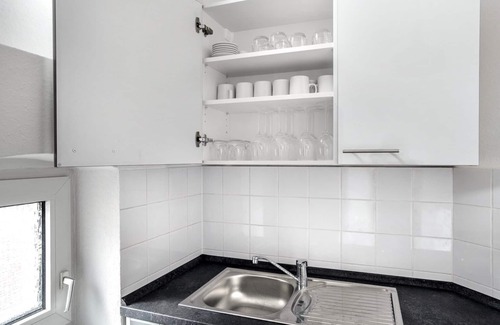 West Berlin Centre Apartment | Bright Charlottenburg 2BR nr Lietzensee, by Blueground