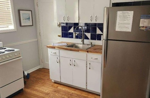 St. Pete Beach Condo | Bright & clean beachside condo with heated pool ~ FN 604