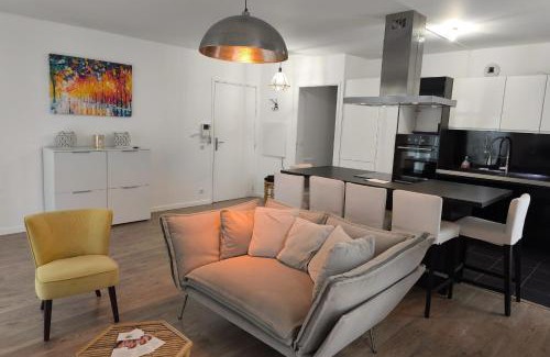 L'Ile-Saint-Denis Apartment | Bright comfortable apartment