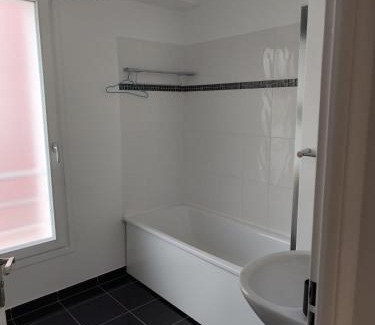L'Ile-Saint-Denis Apartment | Bright comfortable apartment