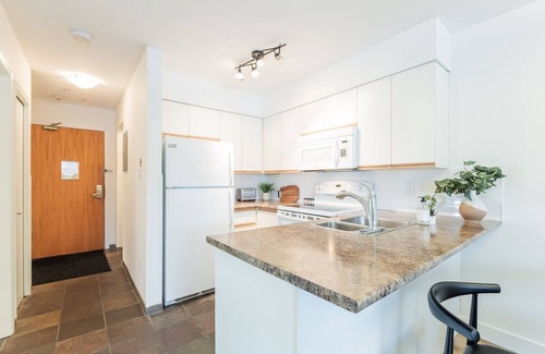 Blackcomb Condo | Bright condo | Close to Blackcomb | Free parking