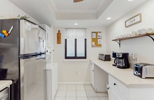 Folly Field Condo | Bright Condo with Full Kitchen, Shared Pools, Hot Tub, Beach Access, and More