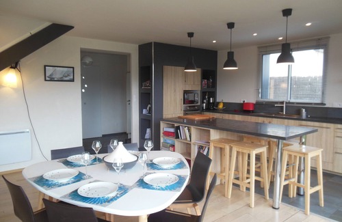 Santec Villa | bright, contemporary new villa 2 minutes from beautiful beaches