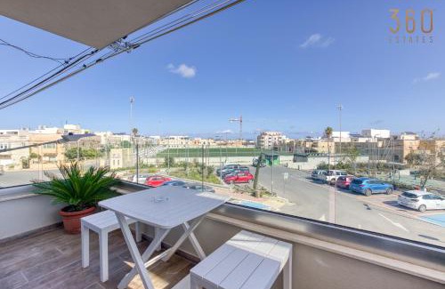 Dingli Apartment | Bright & cosy 3BR home with private balcony & WIFI by 360 Estates