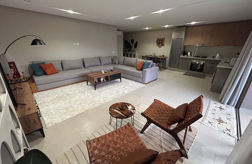 Taddart Apartment | Bright & Cosy Flat Near the Beach-Surf & relax