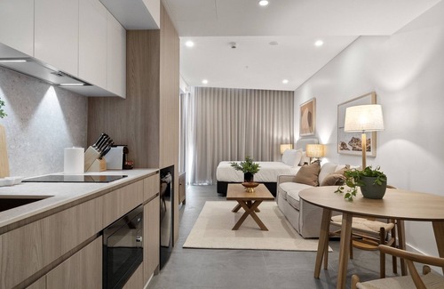 North Fremantle Apartment | Bright & Cosy Studio in Prime Fremantle Location