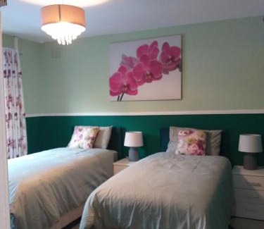 Meliden House | Bright cozy rooms in Meliden