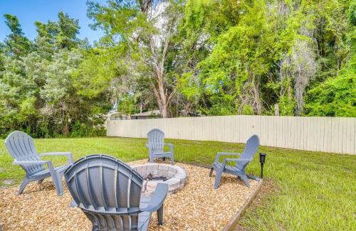 Crystal River House | Bright Crystal River Home about 2 Mi to State Parks!