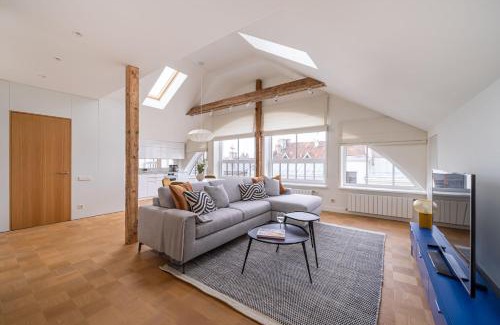Avoti Apartment | Bright Designer Apartment In City Centre