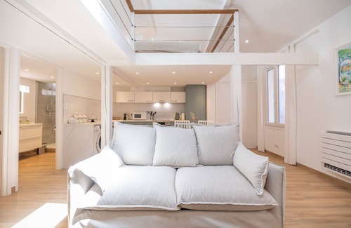 Antibes Old Town Apartment | Bright Duplex in Old Town