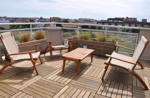 Wimereux Apartment | Bright duplex with large well-oriented terrace overlooking the park